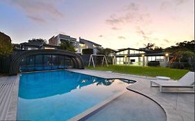 Amazing Ocean Villa Close To Natural Rock Pools